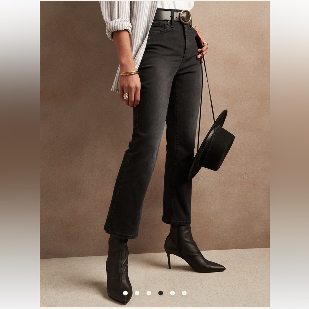Banana Republic Factory High Rise Cropped Bootcut 24T